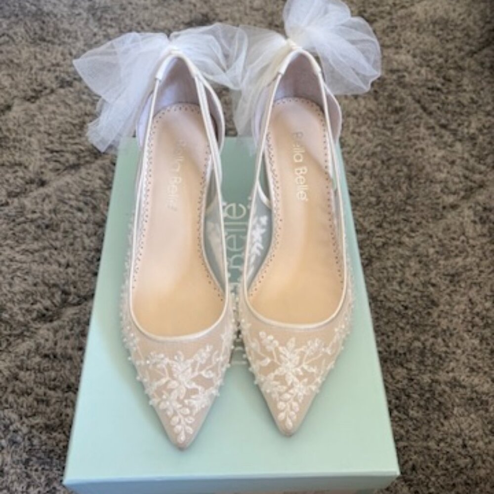 Bella Belle Easton - Size 6